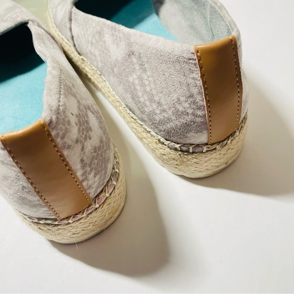 Dr.Scholl’s Women’s size 9.5 snake print espadrilles slip on orthope - Picture 7 of 9